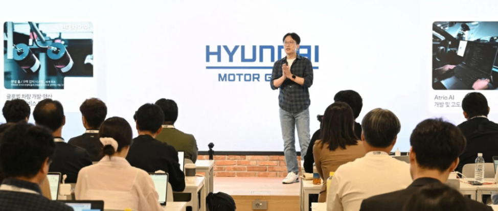 Carousel image 4